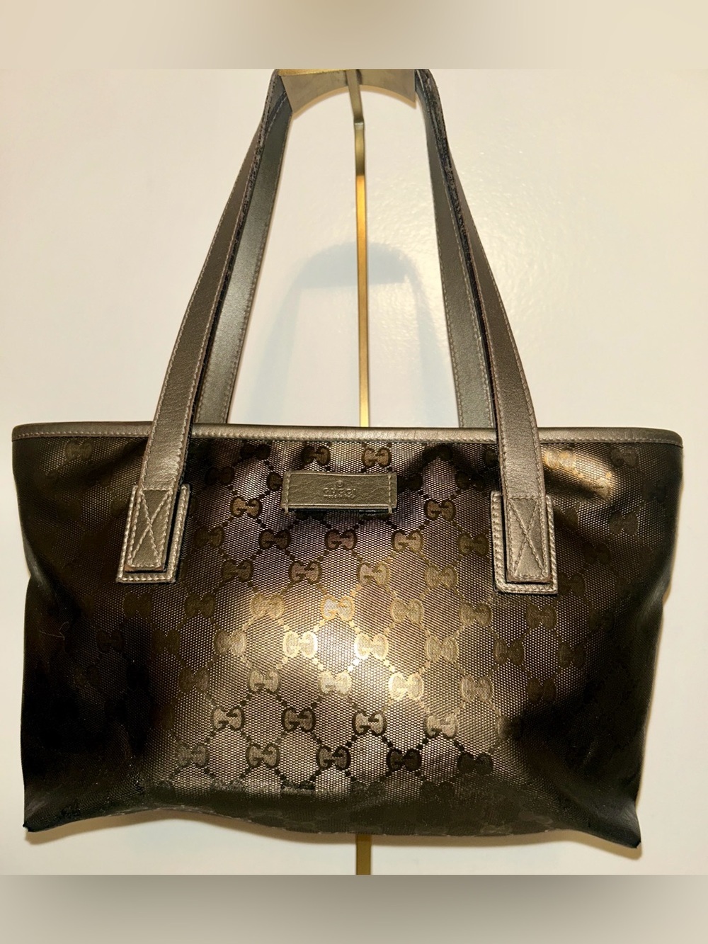 Gucci Imprime  Supreme Tote Bag - Gold, Reflective, Shiny, and fabulous!